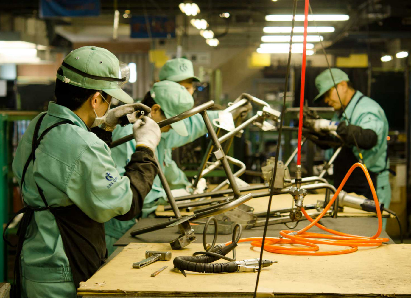 仕上げ職場